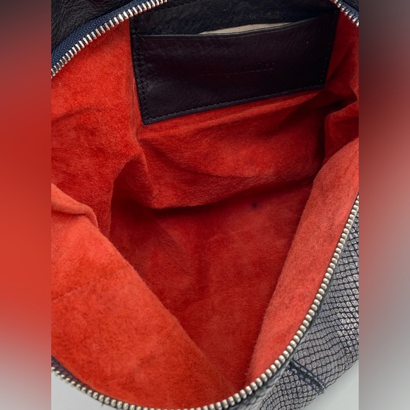 Hammitt Montana Large Reversible Black and Gray/Blue Leather Crossbody Bag - Picture 8 of 10